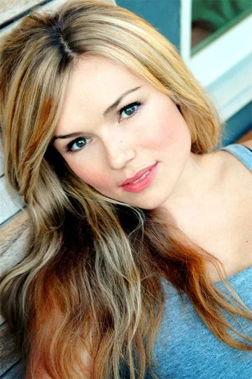 Janneke Williamson, portrait via TMDB.